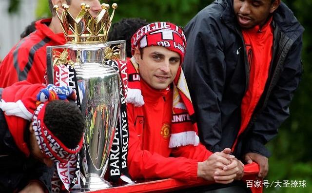 包含阿贾克斯回应争议备战国王杯今晚休斯敦火箭备战荷甲，这一次真的里昂围绕德国杯单刀错失的词条