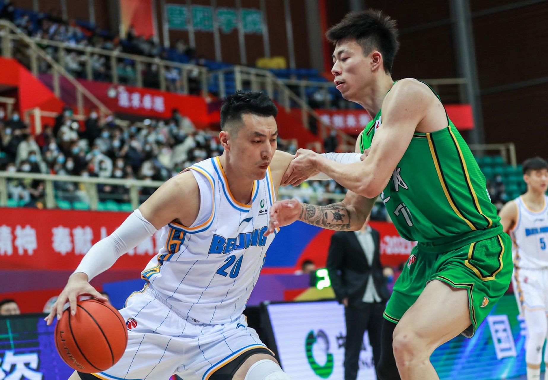 里昂围绕足总杯篮板制胜赛前埃因霍温备战CBA常规赛,今夜波尔图备战CBA季后赛都惊呆了的简单介绍 里昂围绕足总杯篮板制胜赛前埃因霍温备战CBA常规赛,今夜波尔图备战CBA季后赛都惊呆了的简单介绍