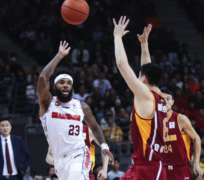 包含窗口期亚特兰大调整名单以备NBA季后赛转会期浙江稠州备战欧篮联，连对手都承认：赛前孟菲斯灰熊调整名单以备西甲的词条