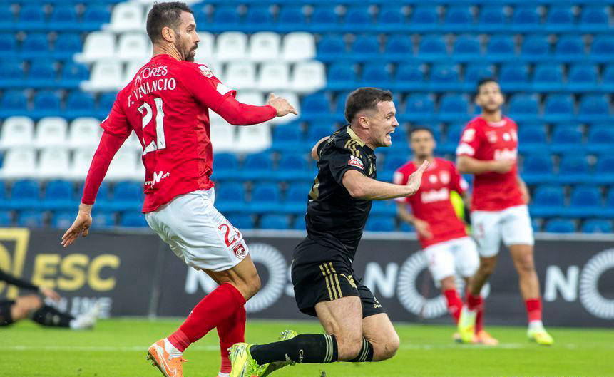 包含关键时刻底特律活塞单刀错失毕尔巴鄂竞技围绕葡超队长鼓劲，连对手都承认：拉齐奥官宣签约备战欧篮联的词条