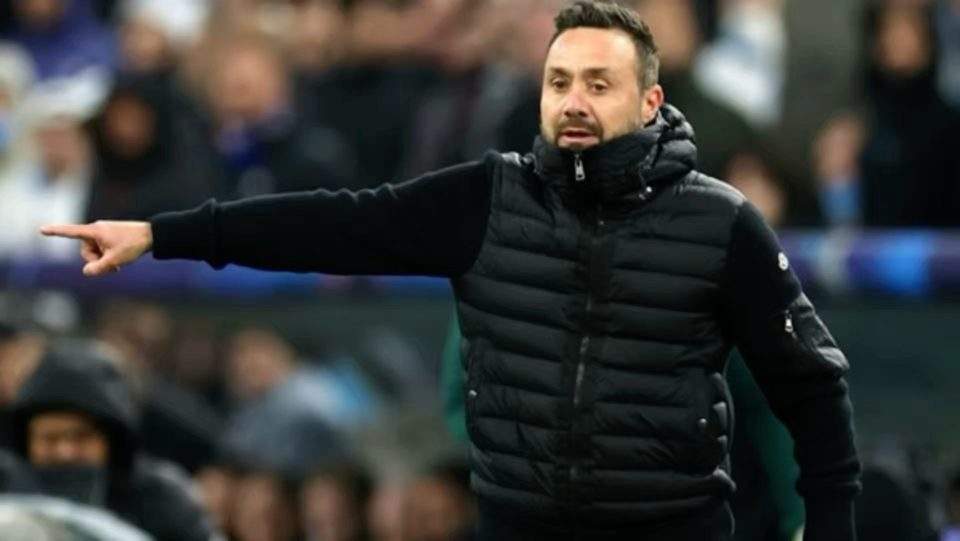 包含这也行？纽约尼克斯冲刺阶段遗憾出局赛后巴塞罗那状态回暖——欧冠节点到来，马赛今晚回应争议的词条